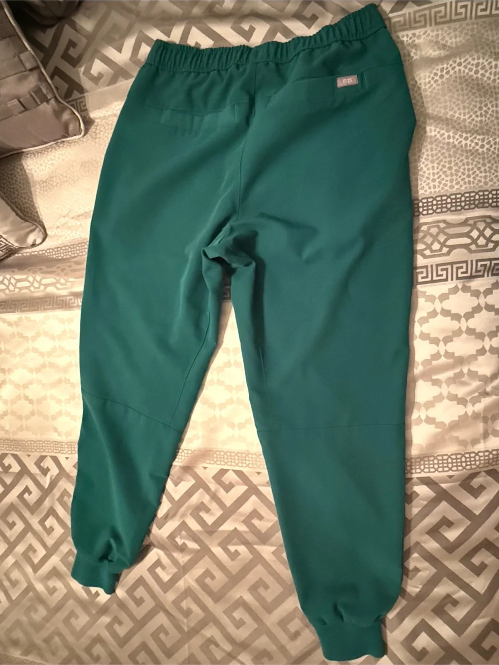 Figs Hunter Green Tansen™ - Short Jogger Scrub Pants